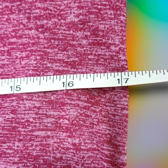 Nike Dri Fit Women's Workout Tees Size Medium - Picture 4 of 12